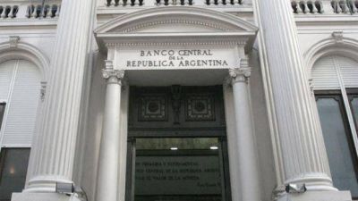 Con pocos d�lares de la soja, el Central volvi� a vender reservas para que no suba el d�lar oficial