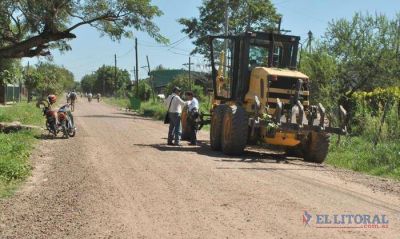 Comenz� la pavimentaci�n de m�s de 20 cuadras en los barrios V�ctor Colas y Apip�