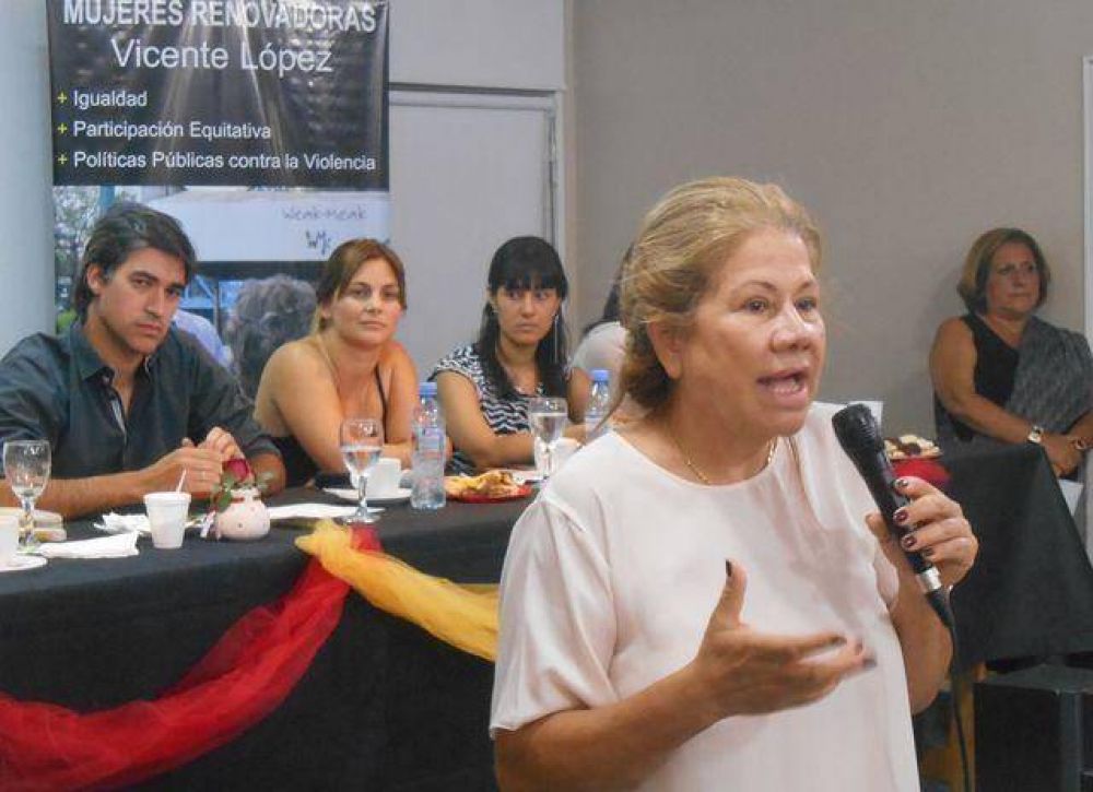 Junto a Adr�an P�rez, Cama�o pidi� un �Estado fuerte� y apunt� contra los Macri