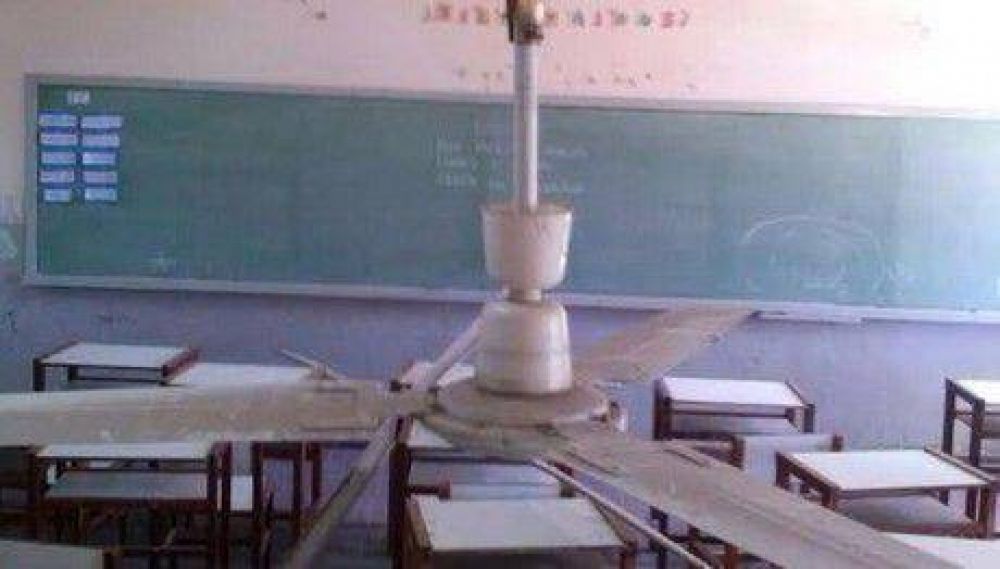 Corrientes: cay un ventilador de techo en la escuela 139 del barrio Guemes