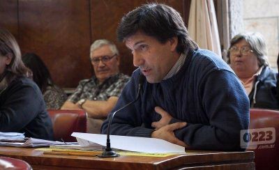 �Pulti le tiene que pedir la renuncia a Alveolite�
