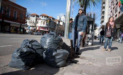 Crece preocupaci�n por demoras en la licitaci�n de la recolecci�n de basura