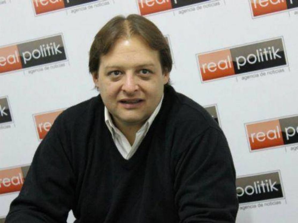 Emiliano Fern�ndez: �El Partido Socialista apoya la candidatura a presidente de Margarita Stolbizer�