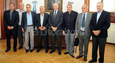 Bonfatti se reunir� con el presidente de la AFA