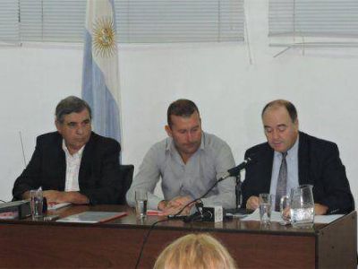 El intendente de Villa Elisa abri� el per�odo de sesiones del Concejo Deliberante