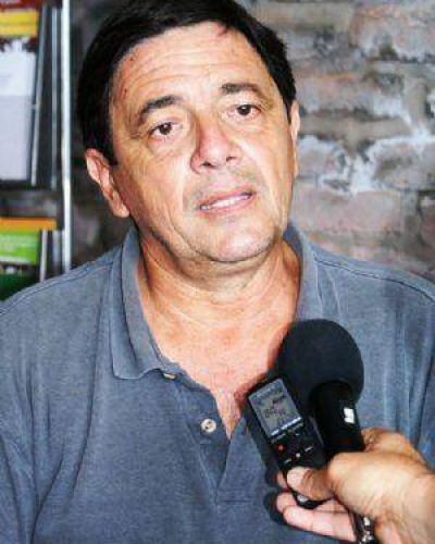 �El �nico responsable de intentar exterminar al �ltimo sector superavitario es el Gobierno�