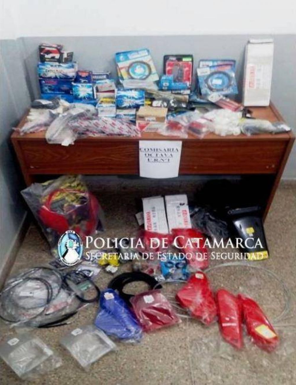 En el Norte de la Capital demoran a dos adolescentes y secuestran gran cantidad de repuestos para motos y motopartes