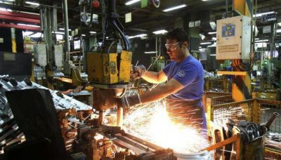 Los metalúrgicos apuntan a 32% de aumento salarial