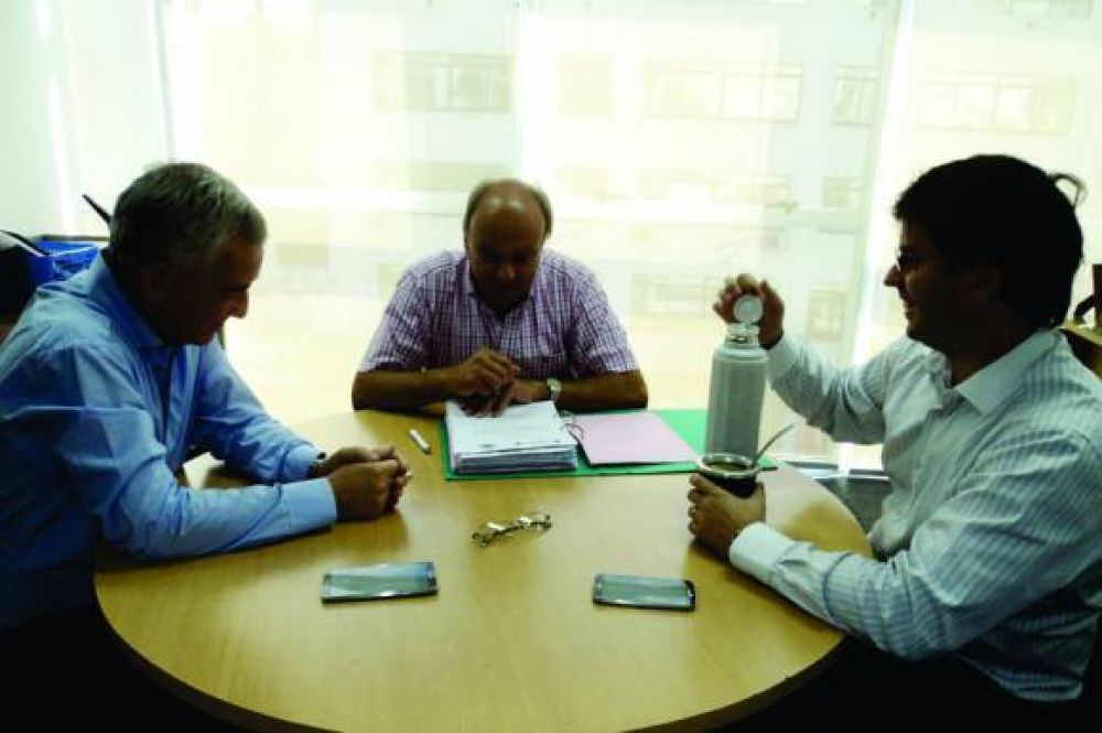 Di Pierro firm� con Naci�n nuevas obras de agua y cloacas