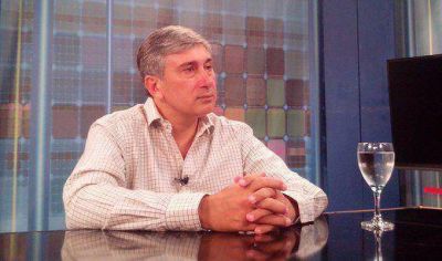 Phatouros: �Las dos personas que compiten con posibilidades reales, son Scioli y Macri�