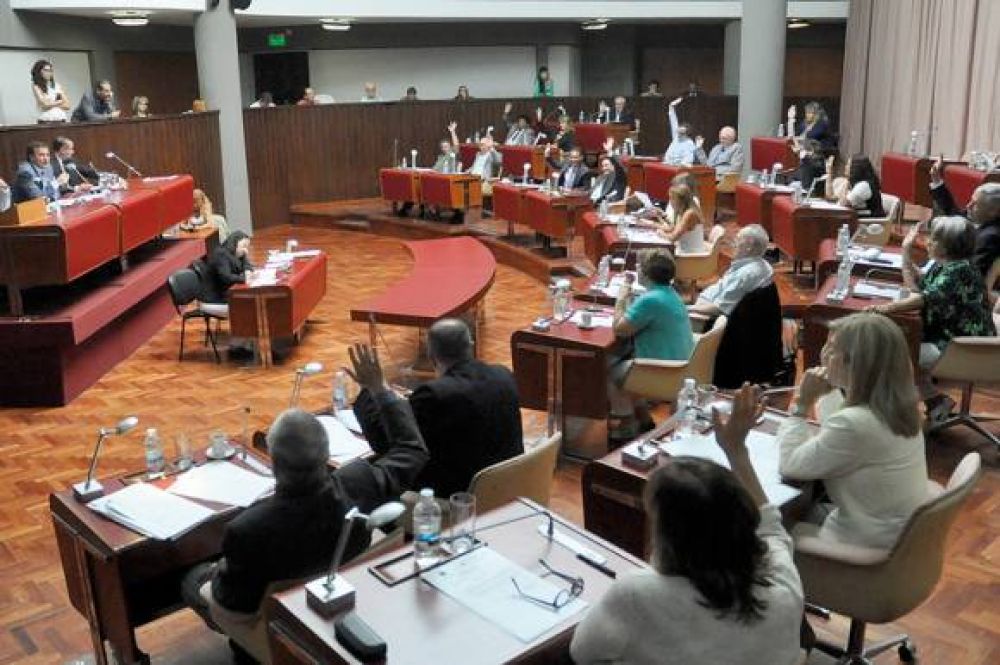 Legislatura design miembros de Comisiones Permanentes