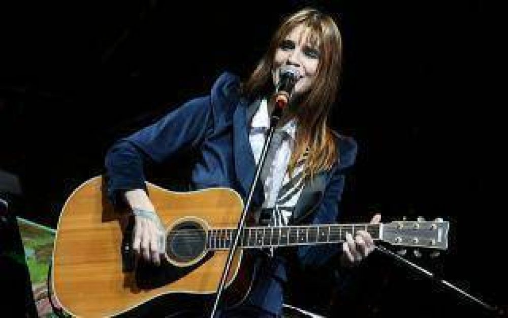 Fabiana Cantilo contra el abuso infantil en Burzaco