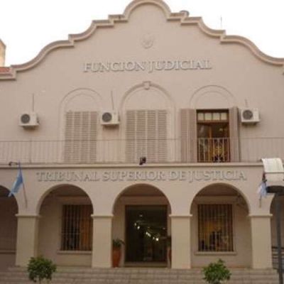 Los jueces y secretarios piden aumento de sueldo