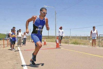 Yamil Amuch sobresali en la 6 edicin del Triatln de Mar del Plata