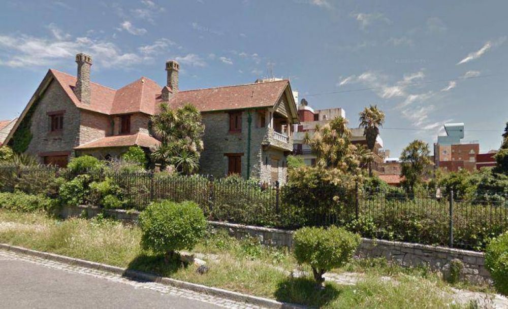 Suspenden la construcci�n de una torre en el chalet de Mariano Mores