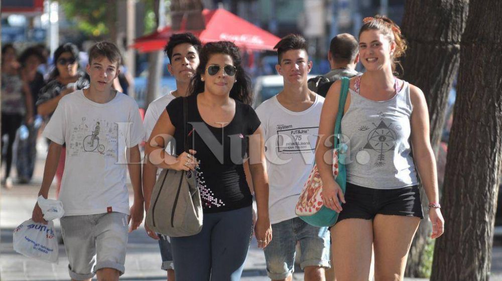 Otra vez la sensaci�n t�rmica en Bah�a pas� los 40 grados; hoy se mantendr� el calor