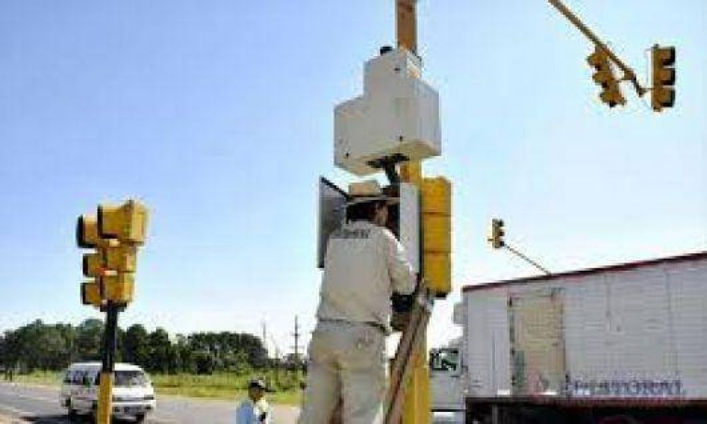 Los sem�foros de ruta 12 y Centenario empezar�n a funcionar normalmente desde el fin de semana