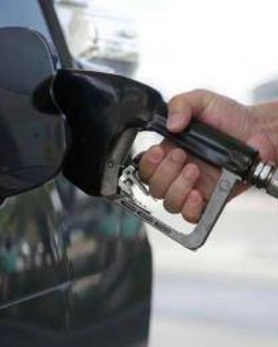 YPF volvi� a incrementar los valores de todos sus combustibles