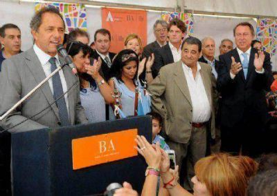 Scioli inaugur� el nuevo edificio de la Escuela T�cnica de Carmen de Areco