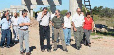 Se construye el puente m�s grande de la provincia en la ruta 19