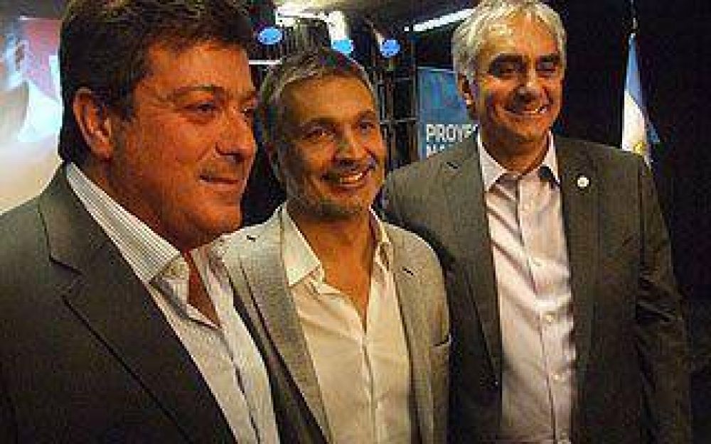 Paladino lanz� su precandidatura junto a Mariotto