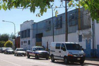 ADELANTO: Encuentran ahorcado a un hombre de 52 a�os en un taller mec�nico