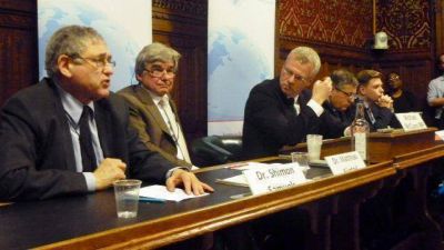Reino Unido: El Centro Wiesenthal particip� de un debate en el Parlamento sobre la ideolog�a antisemita de Hamas como obst�culo para la paz