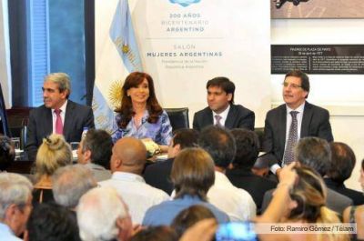 �Progresar ya no es una pol�tica focalizada sino que pasamos a universalizar el derecho a estudiar