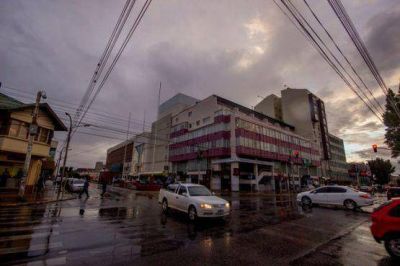 Las lluvias y nubarrones llegaron para quedarse