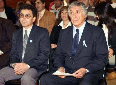 Llaman al di�logo, la reflexi�n y la transparencia en Dina Huapi 