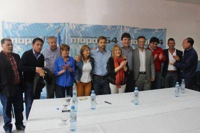Se proclam� la candidatura para la gobernaci�n Sciurano � Boyadji�n