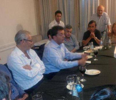 Massa sobre la candidatura de Larraburu: �tengo mi corazoncito, pero la gente debe decidir�