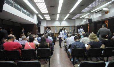 El veredicto del primer juicio por jurado de la Provincia fue de absoluci�n