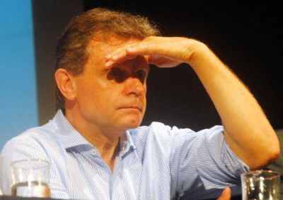Pulti: �Los radicales como est�n sucios desparraman mugre para todos lados�