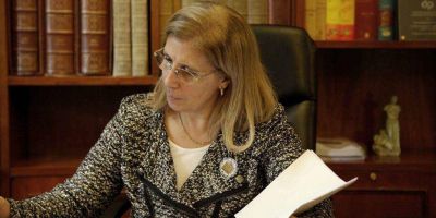 La rectora inst� al inicio del ciclo lectivo en la UNT 