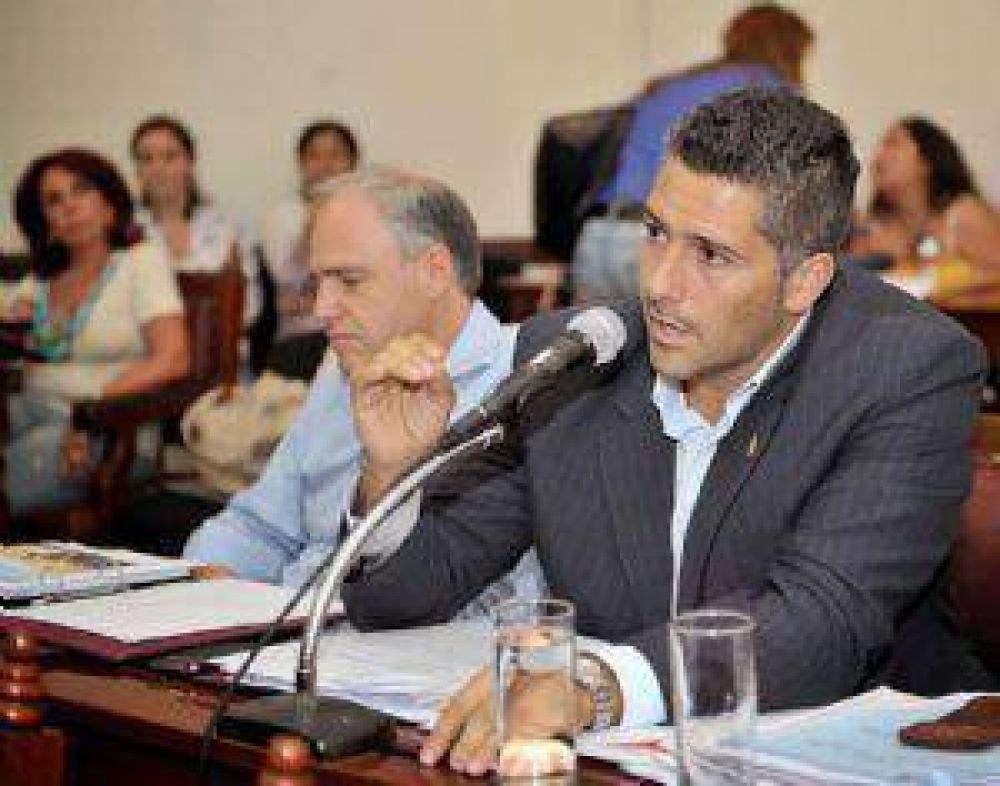 Gastn Galndez: Insistiremos con la implementacin del Fondo para Taxis y Remises 