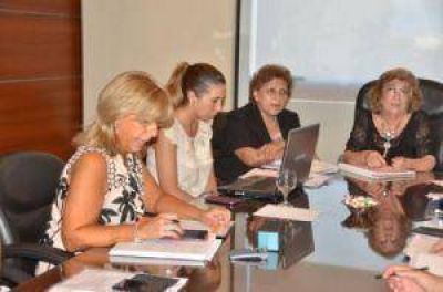  Docentes responden hoy la propuesta de Gobierno
