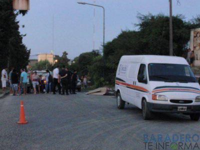 Viernes tr�gico. Joven mujer perdi� la vida bajo las ruedas de un cami�n