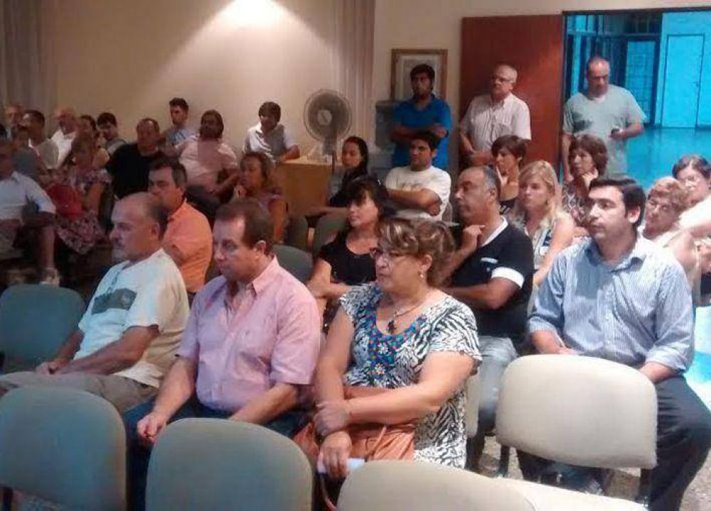 LA �SALADITA� EN Z�RATE PREOCUPA AL COMERCIO Y A LOS CONCEJALES