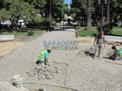 Lapadula: �En la Plaza se est� haciendo una obra del 100% de renovaci�n�
