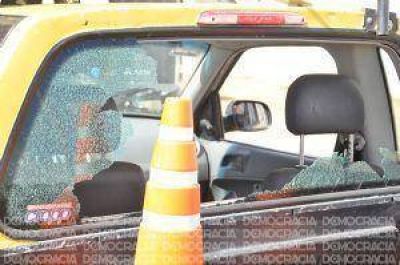 Atacaron un m�vil de la Agencia Municipal de Seguridad Vial