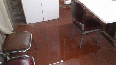 El Mosconi con agua adentro