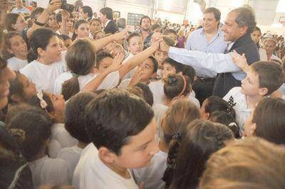 Ante las descalificaciones Scioli destac� su 