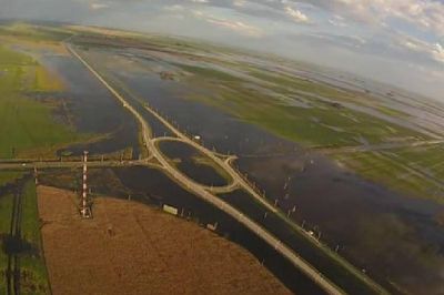 Impactante: as� se ven desde el aire campos inundados de Santa Fe