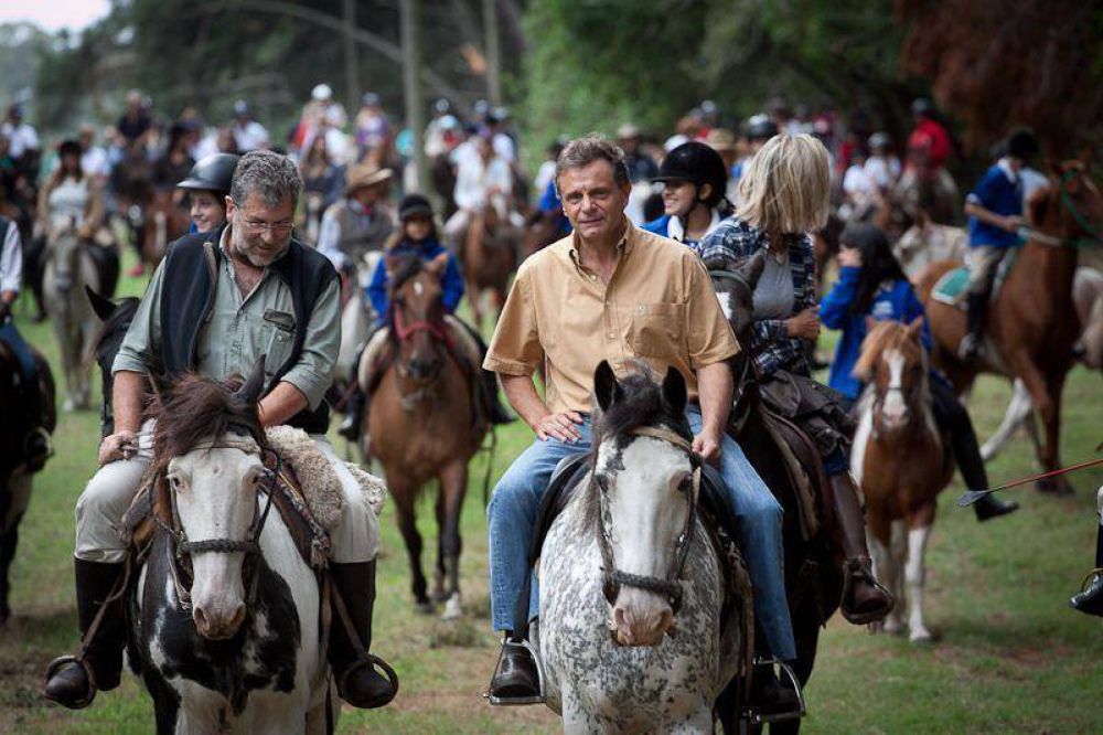 Pulti inaugur� el circuito municipal de cabalgatas