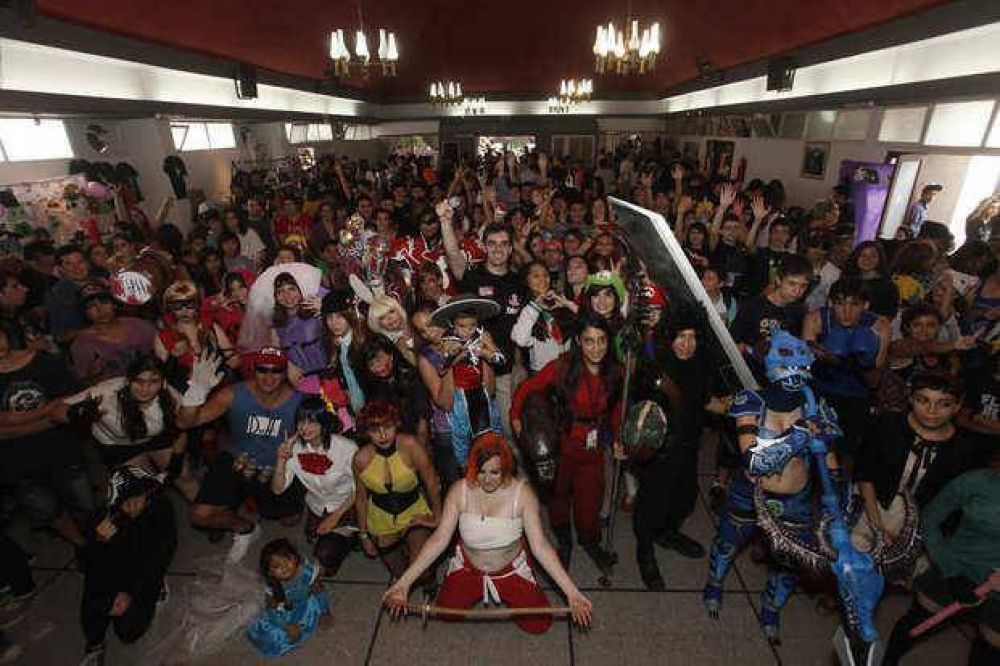 Los personajes del manga y el anime invadieron la Ciudad