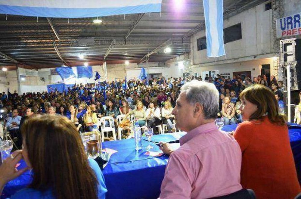 Mujeres de toda la provincia se congregan ma�ana en Paran�