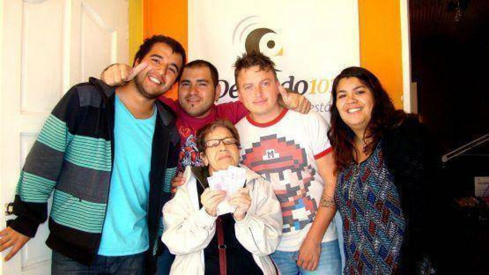 Puerto Deseado Solidario: perdi� su billetera y los vecinos donaron para que recupere el dinero perdido