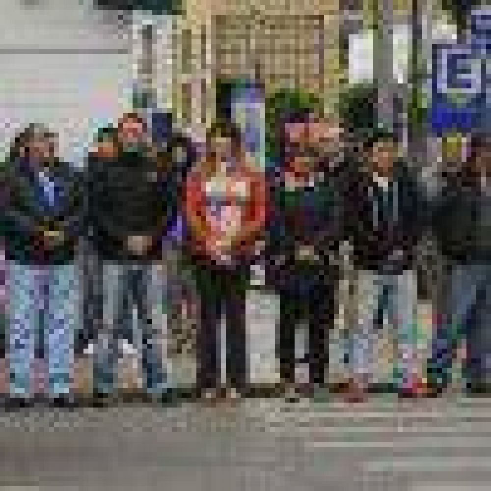 Nuevo izamiento dominical en N�stor Kirchner y San Mart�n