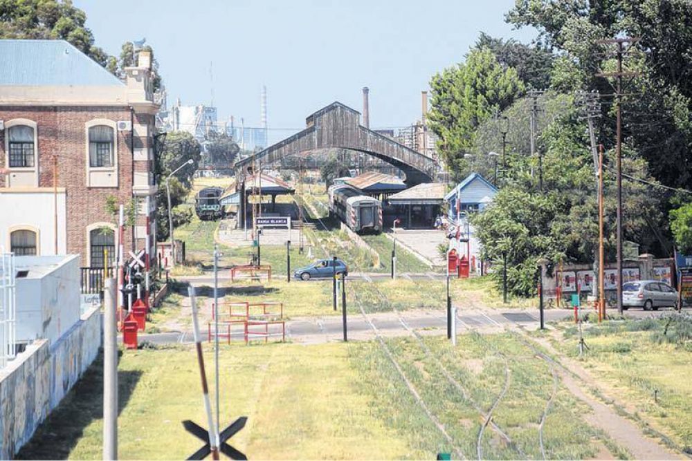 Bah�a Blanca est� cada vez m�s lejos de las decisiones ferroviarias